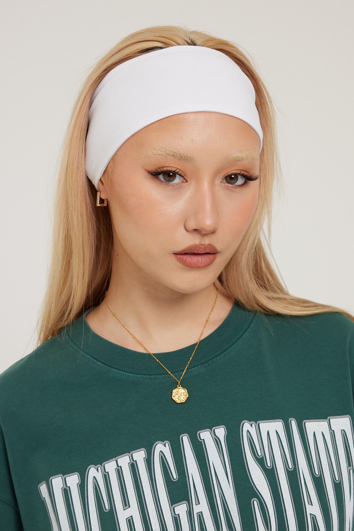 Token Elastic Headband White